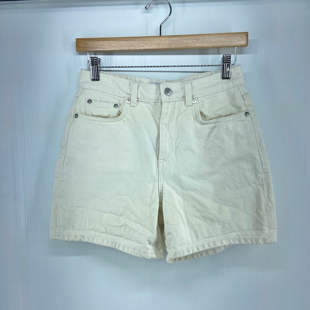Weekday Eya Denim Shorts Ivory Jean High Rise Womens 26